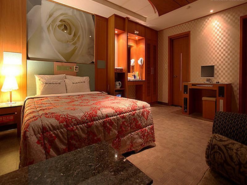 Rampart Hotel Szuvon Kültér fotó